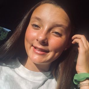 Meet your Posher, Sasha